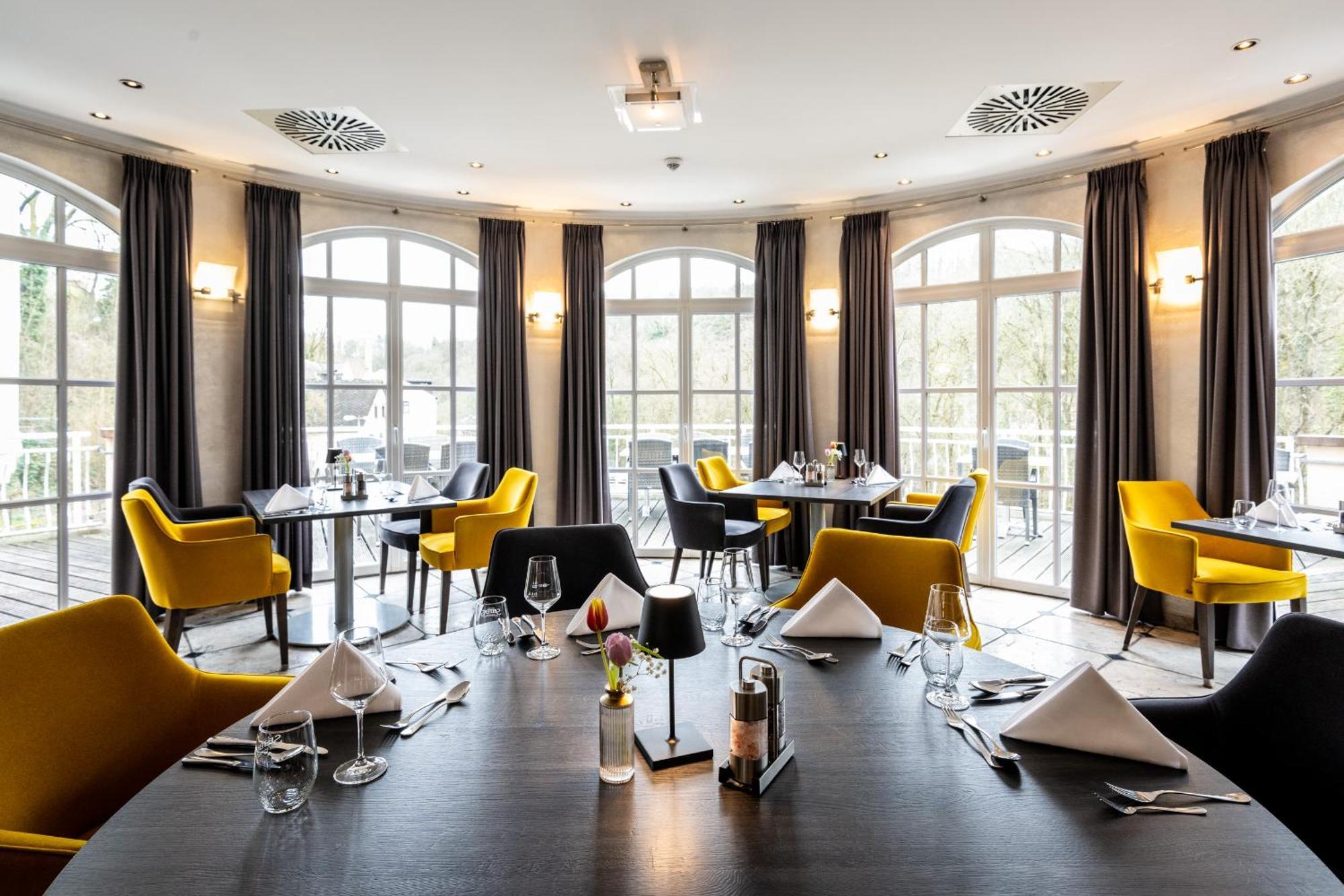 Hotel Lahnschleife Вейлбург Екстериор снимка