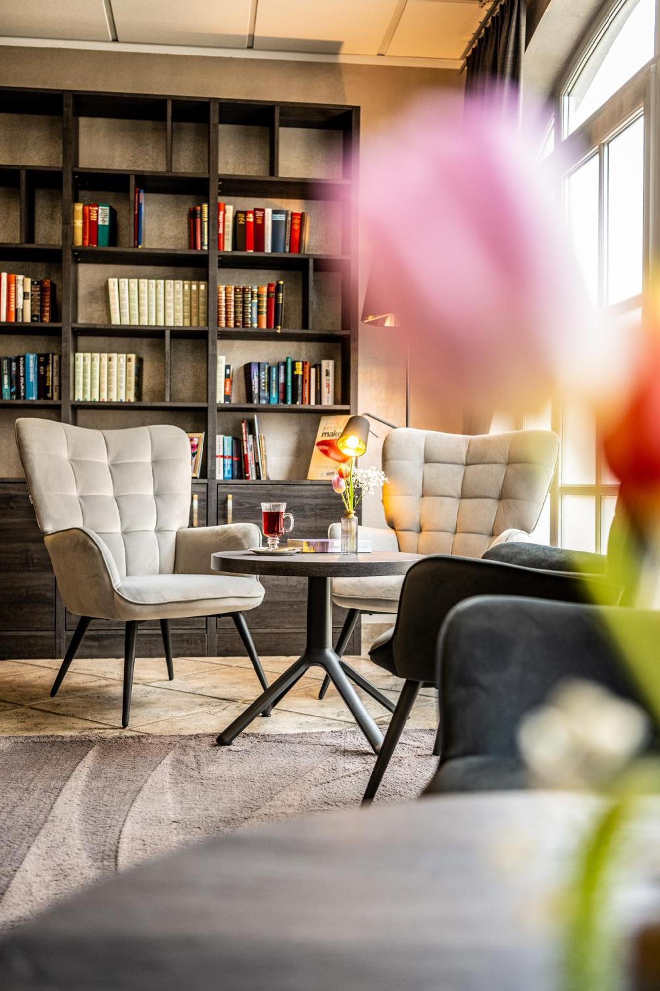 Hotel Lahnschleife Вейлбург Екстериор снимка
