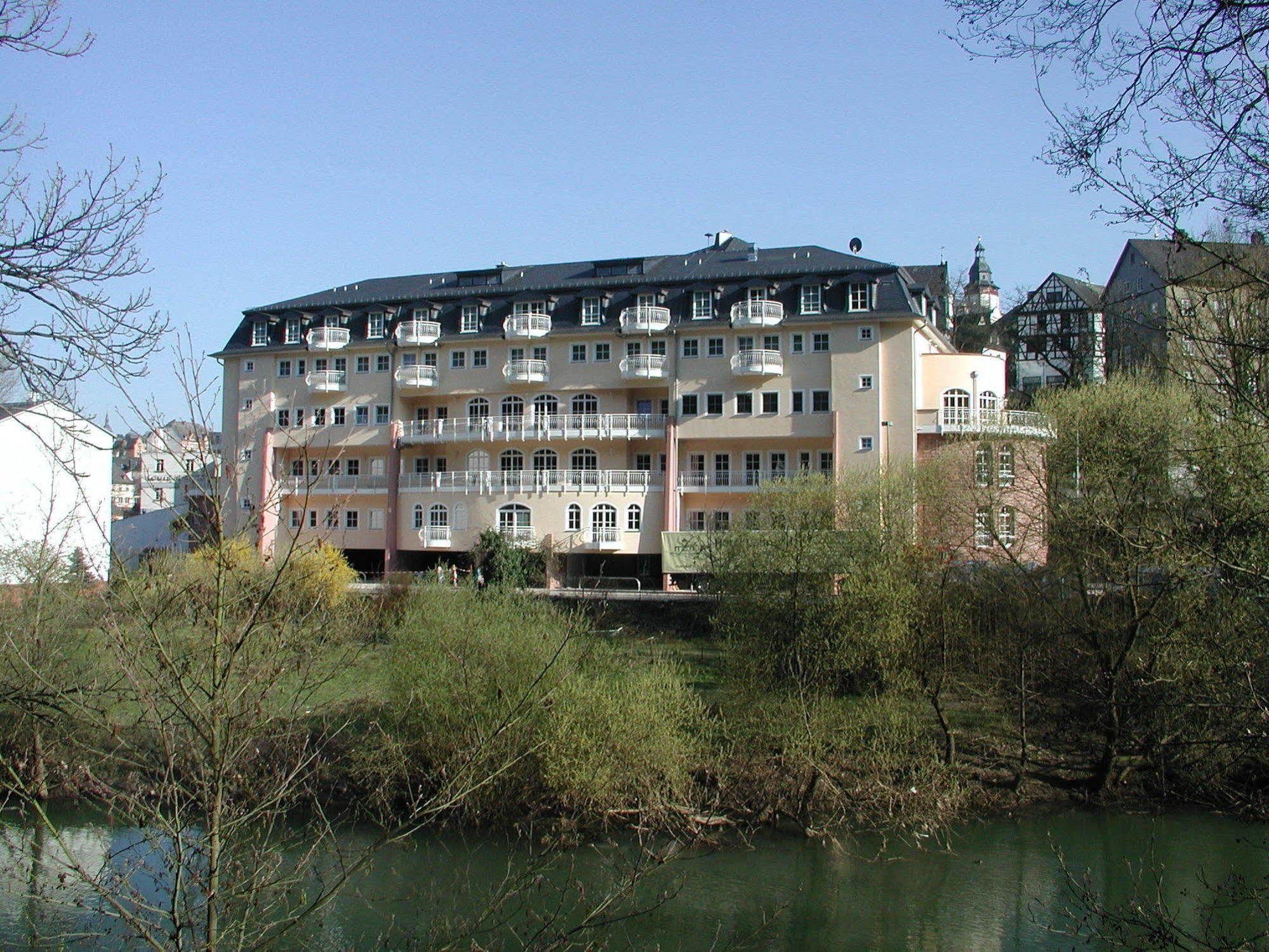 Hotel Lahnschleife Вейлбург Екстериор снимка