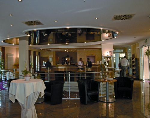 Hotel Lahnschleife Вейлбург Интериор снимка